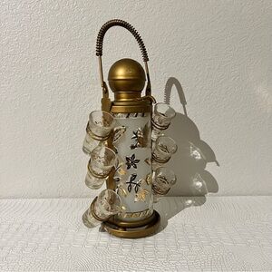 Vintage Gold Detailed Drinkware Set